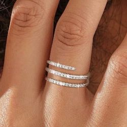 🌟NEW🌟 Elegant Three-Ring Spiral Zircon Ring (sz: 10)