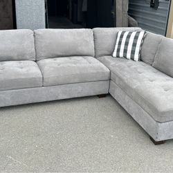 Sectional Couch 