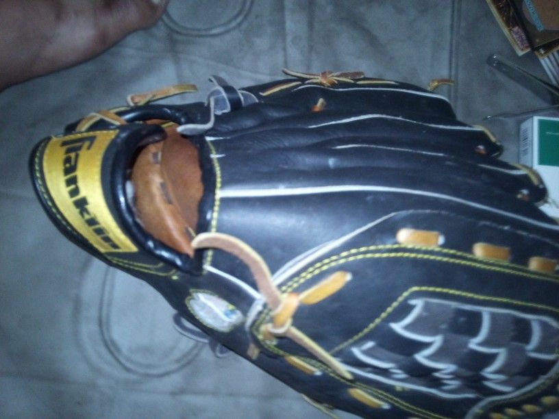 Franklin Deep Flex Softball Glove! $7