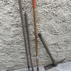 Pick Axe, Garden Hoe’s And Scratch Rake Bundle