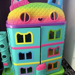 Gabby Doll House 