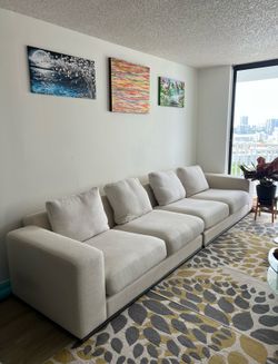 Modern 4-Seat Modular Sofa – 11–12 ft – Great Condition