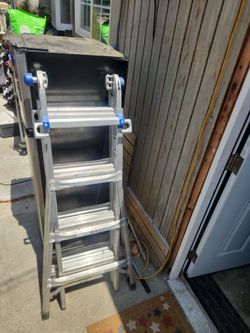 Aluminum Werner Industrial Ladder
