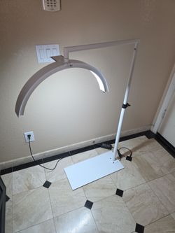 Lash lamp cosmoglo