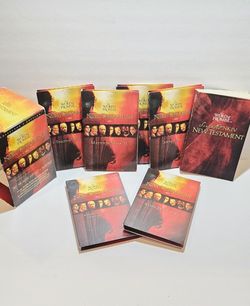 COLLECTORS EDITION ✨️
Thomas Nelson
The Word of Promise (NEW TESTAMENT AUDIO NKJV BIBLE)- EXCELLENT PRE-OWNED CONDITION, LIKE NEW. 
$25