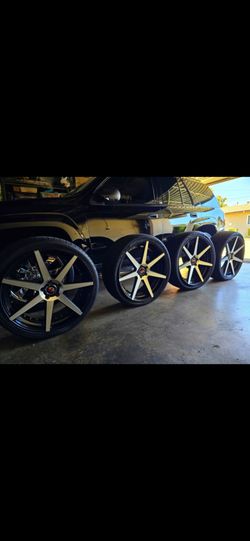 22"RIMS 5LUGS