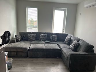 Large Gray Sectional Sofa with Ottoman