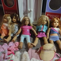 5 American Girl Dolls 