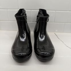 Women’s Shoes Size 7