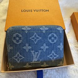 Louis Vuitton Zippy Coin Purse 