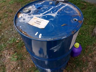 55 gallons metal barrels perfect for burn lives or trash or make a grill or just for a fire 🔥 pit