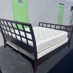 Like New king  Bedroom Set $500