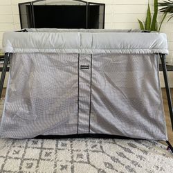 Baby Bjorn Travel Crib