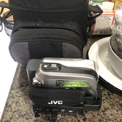 JVC Camcorder with Extra Battery And Charger And All Accessories In Pictures 