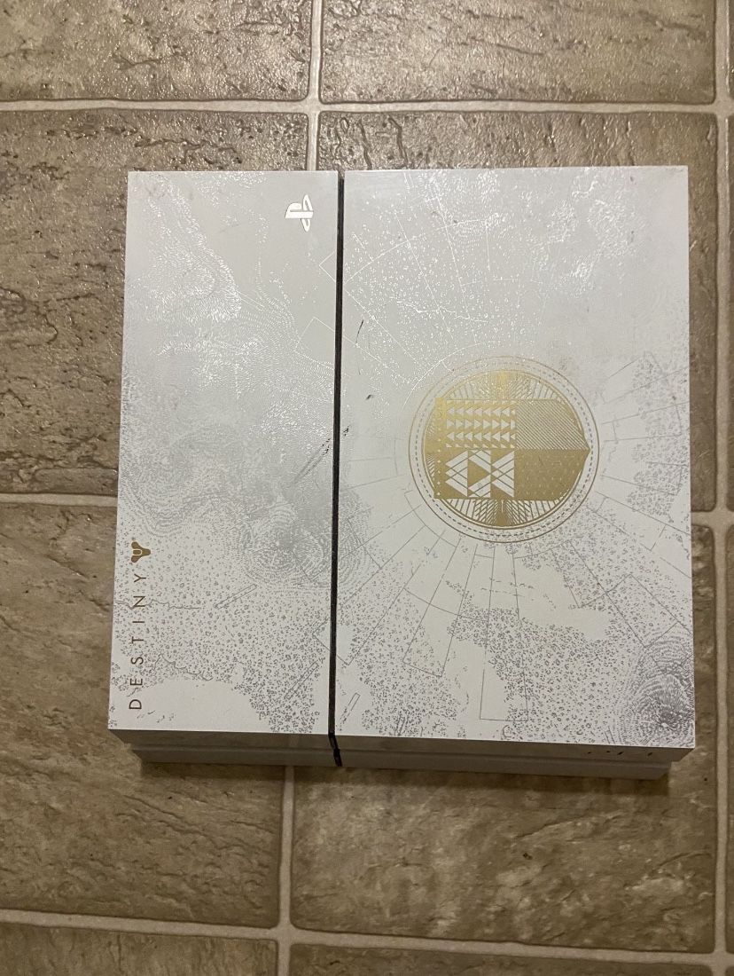 Limited Edition Destiny PS4 *No HardDrive*