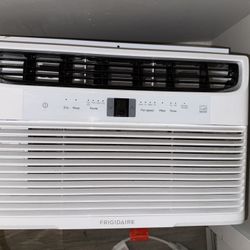 A/C 5000 BTU Frigidaire  