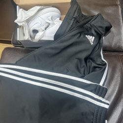 18 Months Adidas Jogger -N- Gym Shoes —Force 1 Le  Size 4c Kids