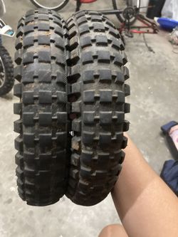 Dirt bike Tires