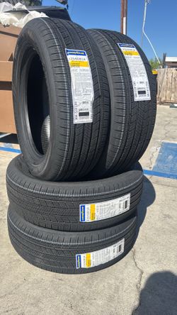 235/60/18 Goodyear assurance finesse new