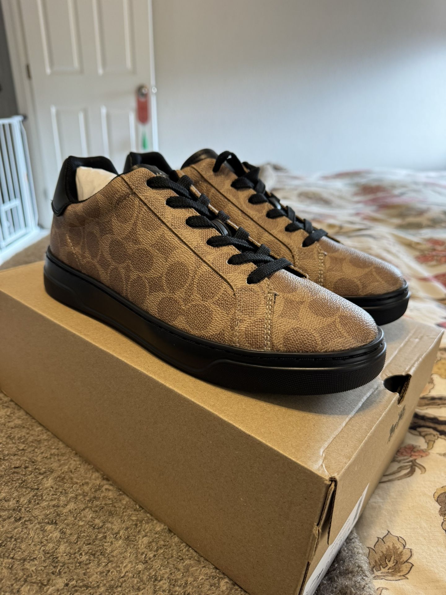 Men’s Shoes New With Box Size 10