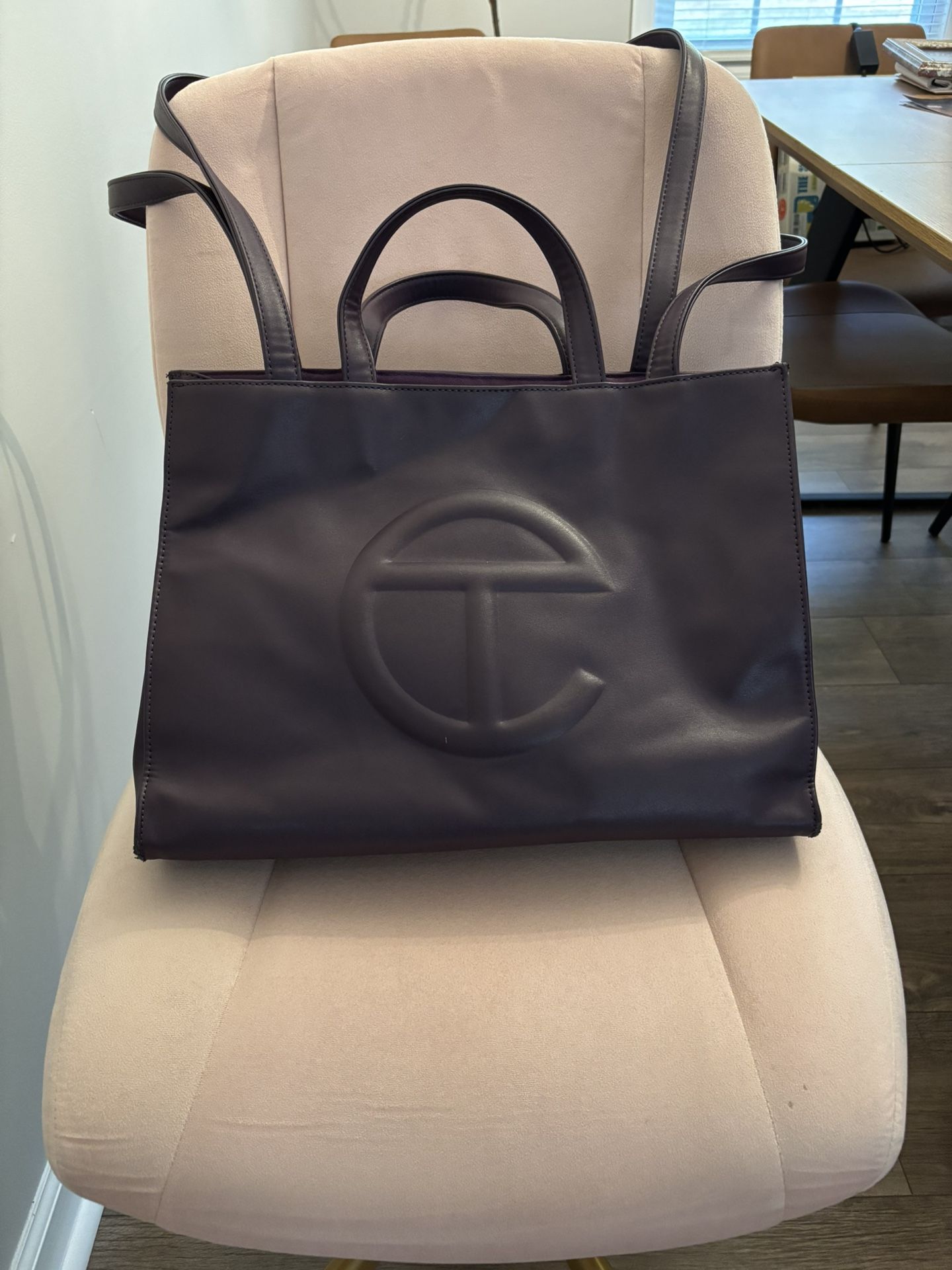 Telfar Medium Shopping Bag!