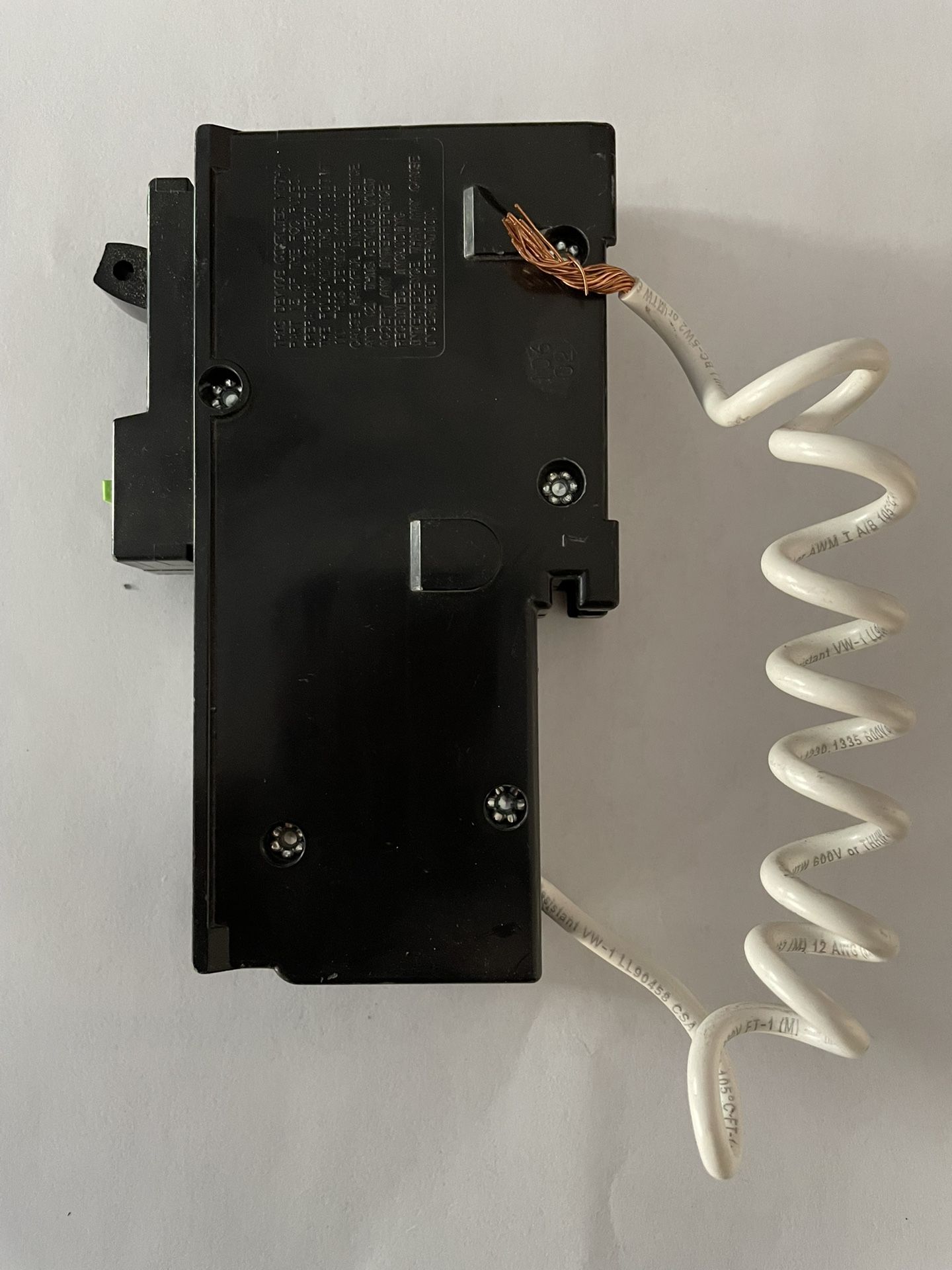Square D - Homeline 20 Amp Single-Pole Dual Function (CAFCI and GFCI) Circuit Breaker