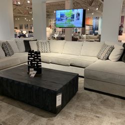 Modern 3 Pc Sectional 