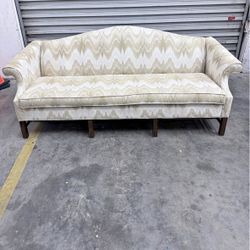 Craftmaster Sofa 