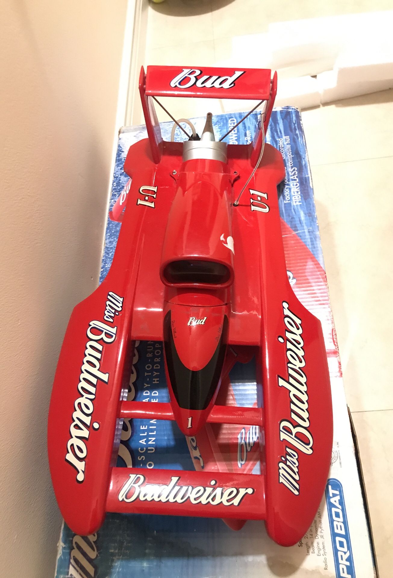 Pro Boat u-1 Miss Budweiser Nitro hydroplane RC