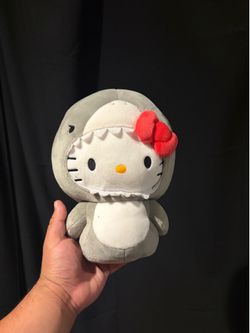 Hello kitty jaws plushie