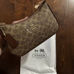 Coach Shoulder Bag