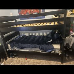 Twin Bunkbed