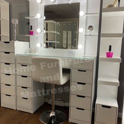 Vanity Set Hollywood Mirror LED Lights Makeup Table✨Brand New