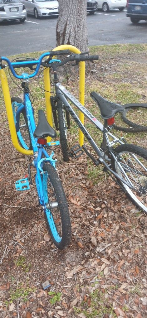 Bike Size 24 ..26. Four Bike For 100.00