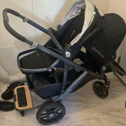 Uppababy Vista With Twin Carrier And Piggyback