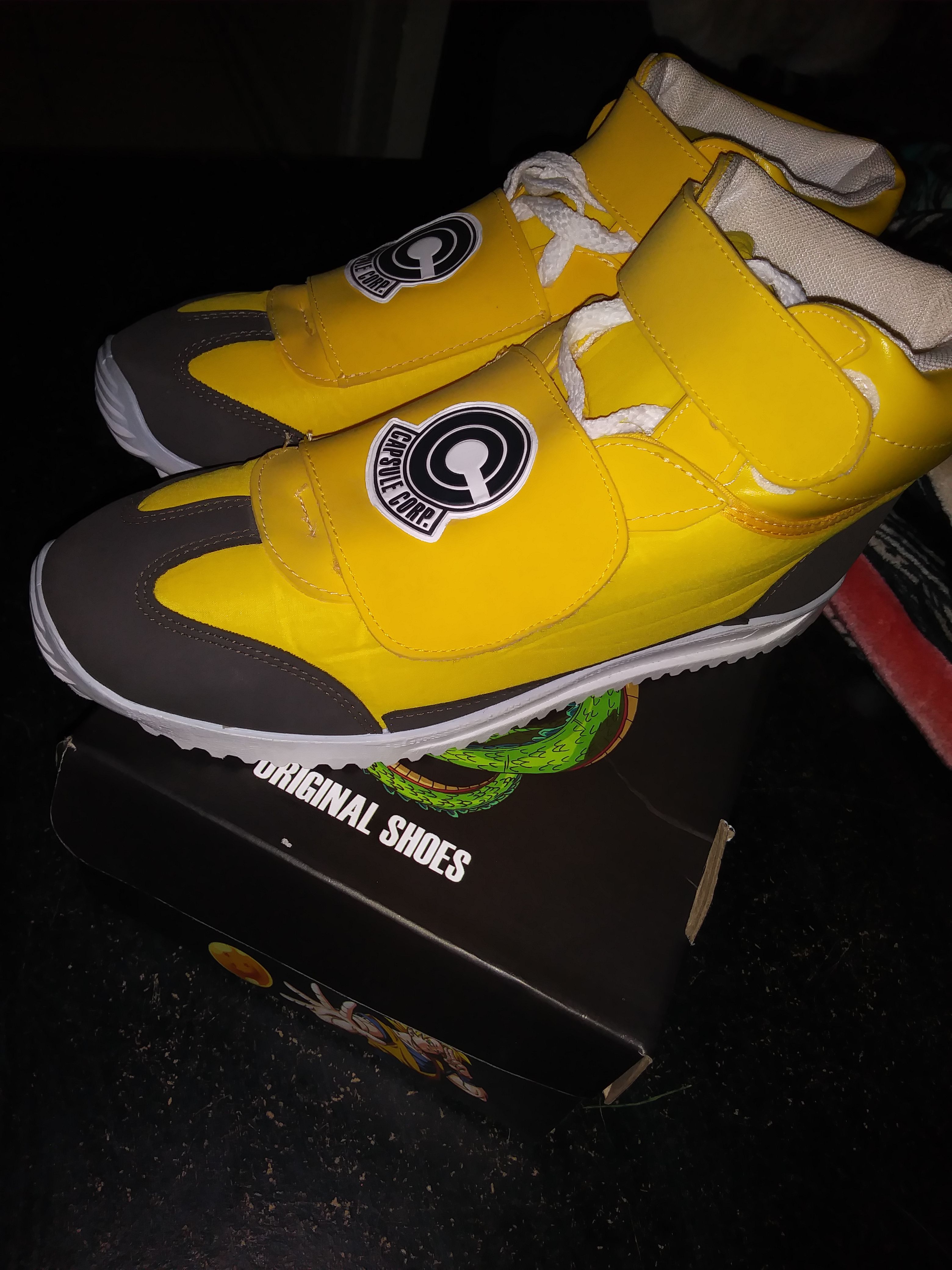 DBZ shoes (Capsule Corp.) Trunks