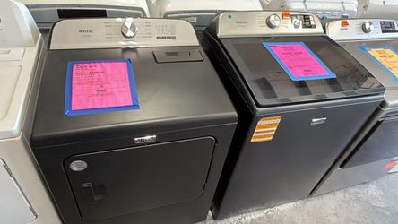 Maytag Washer and Dryer Set