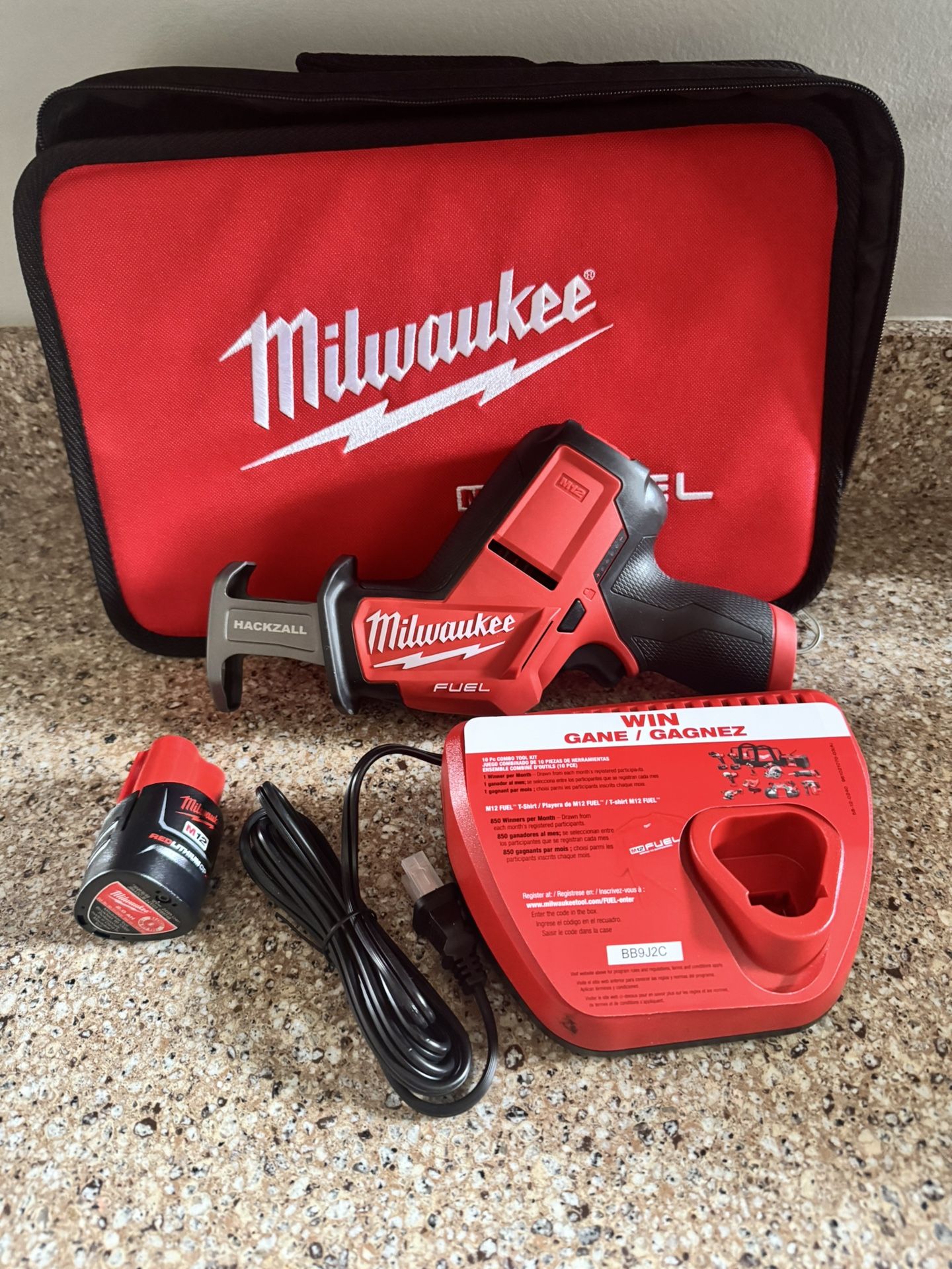 Milwaukee M12 Sawzall Combo