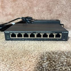 TP-Link TL-SG108PE Network Switch