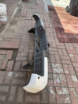 2019 Toyota  Tacoma.  Rear. Bumper. Parts
