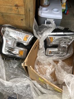 Ford F-150 front headlights 2015-16 80$
