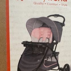 Baby girl stroller/car seat combo 