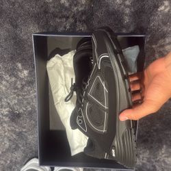 Dior B30 