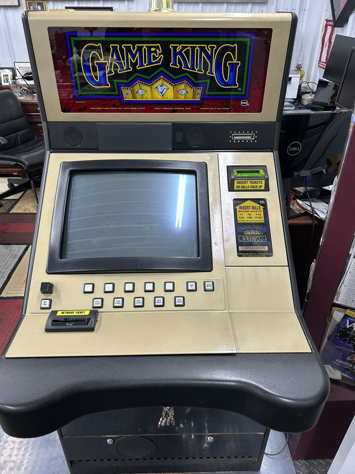 IGT game king Slant Top Slot Machine