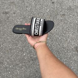 Women Dior sandals