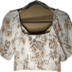 Light White Floral Top (Spring/Summer Style)