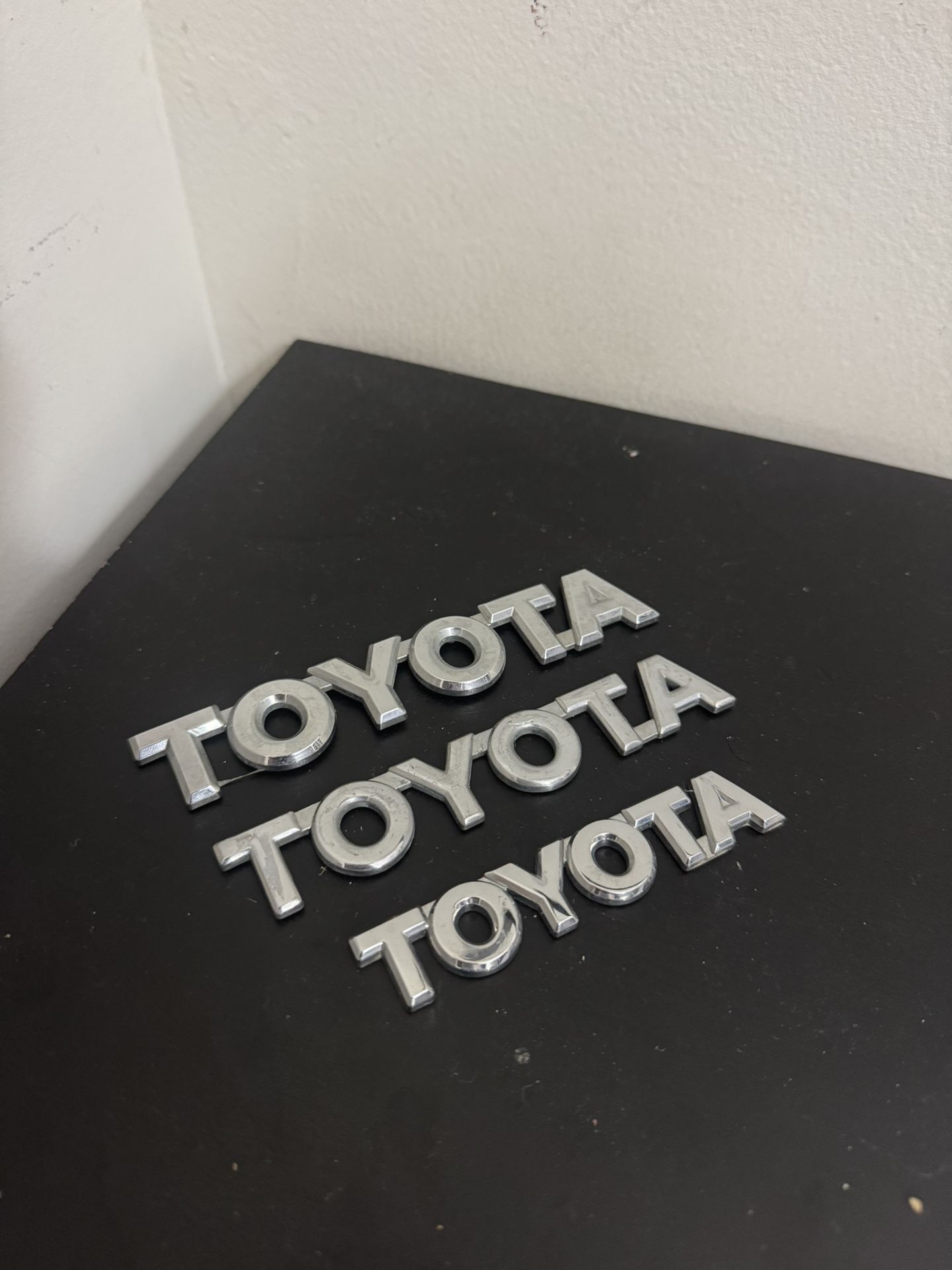 Toyota Avalon Factory Chrome Rear Trunk Deck