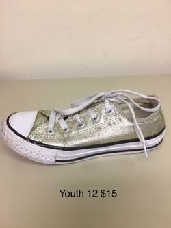 Youth 12 converse sneakers