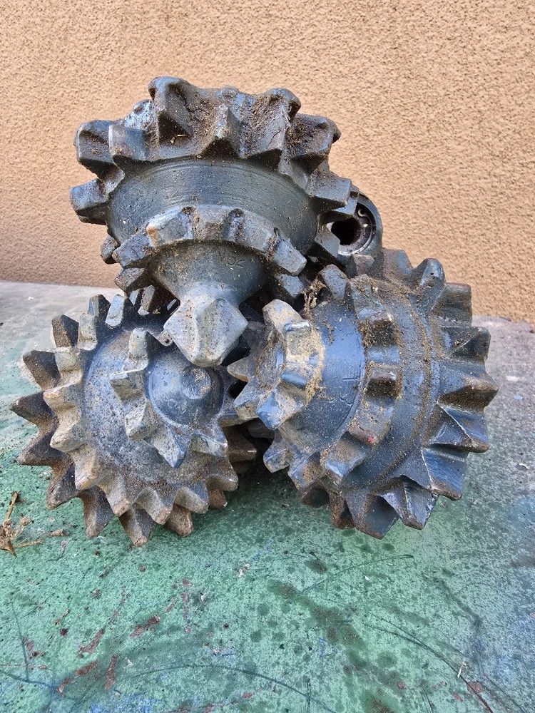 Tri Cone Mill Tooth 7-3/8 in Drill Bit, Sealed Bearing