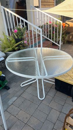 outdoor table